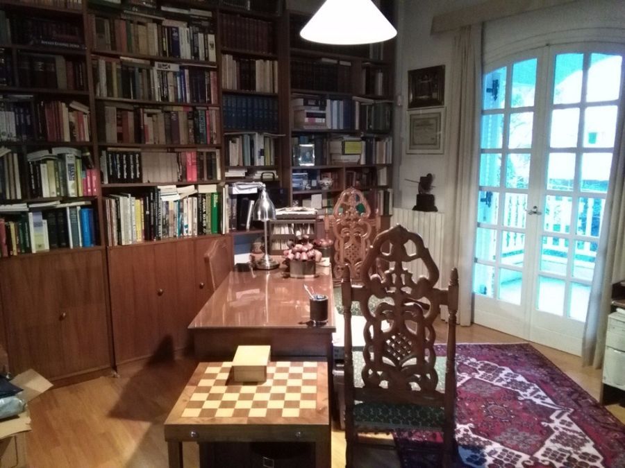 Photo 100658047