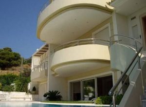 Μονοκατοικία για ενοικίαση Βουλιαγμένη 630 τ.μ. 6 Υπνοδωμάτια Νεόδμητο