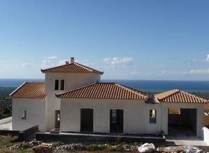 Μεζονέτα προς πώληση Στασιό (Κυπαρισσία) 141 τ.μ. 4 Υπνοδωμάτια Νεόδμητο