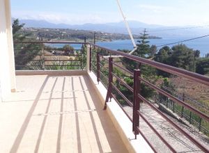 Apartment, Kechries