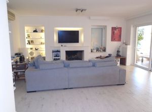 Μεζονέτα προς πώληση Βούλα Ευρυάλη 180 τ.μ. 3 Υπνοδωμάτια Νεόδμητο