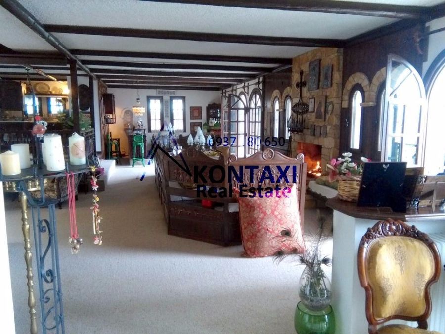 Photo 110607943