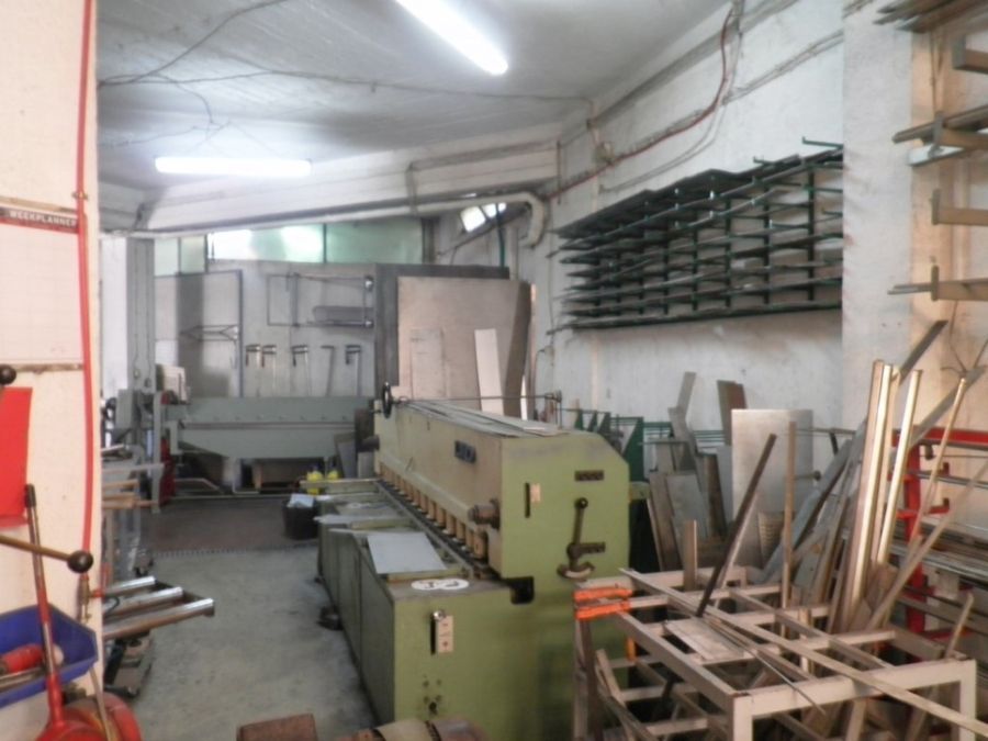 Photo 112387429