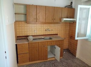 Studio/Γκαρσονιέρα, Κέντρο