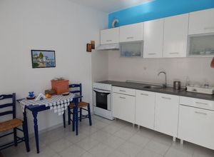 Apartment, Pefkochori