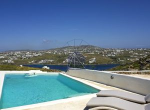Μεζονέτα προς πώληση Ορνός (Μύκονος) 107 τ.μ. 4 Υπνοδωμάτια