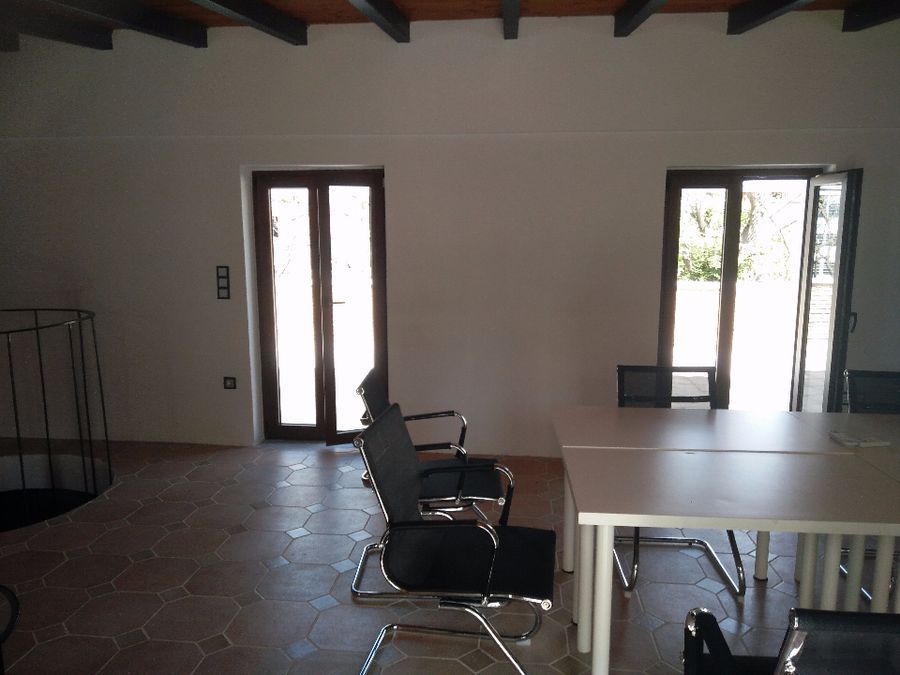 Photo 118440205