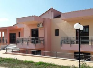 Villa, Plagiari