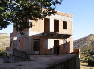Μονοκατοικία προς πώληση Απείρανθος (Νάξος - Δρυμαλία) 300 τ.μ. 3 Υπνοδωμάτια