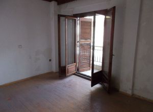 Apartment, Ampelokipoi