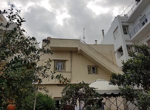 Apartment, Center
