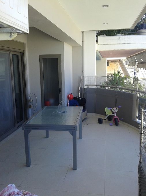 Photo 125842351
