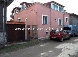 Μονοκατοικία προς πώληση Blagoevgrad 400 τ.μ. 4 Υπνοδωμάτια