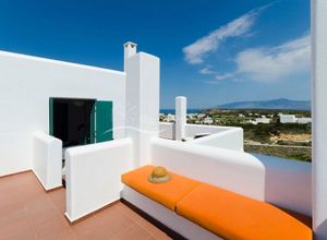 Μονοκατοικία για ενοικίαση Πάρος 215 τ.μ. 5 Υπνοδωμάτια