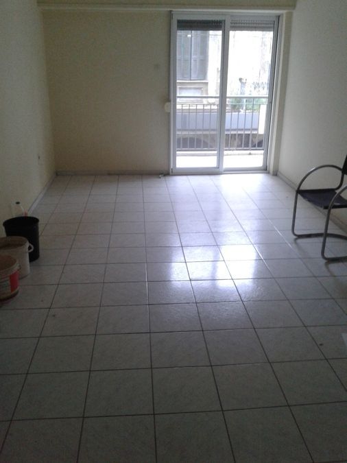 Photo 128837026