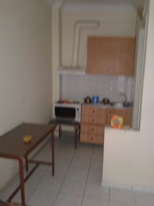 Photo 128837050