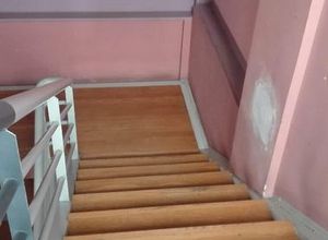 Κτίριο επαγγελματικών χώρων, Κεραμεικός
