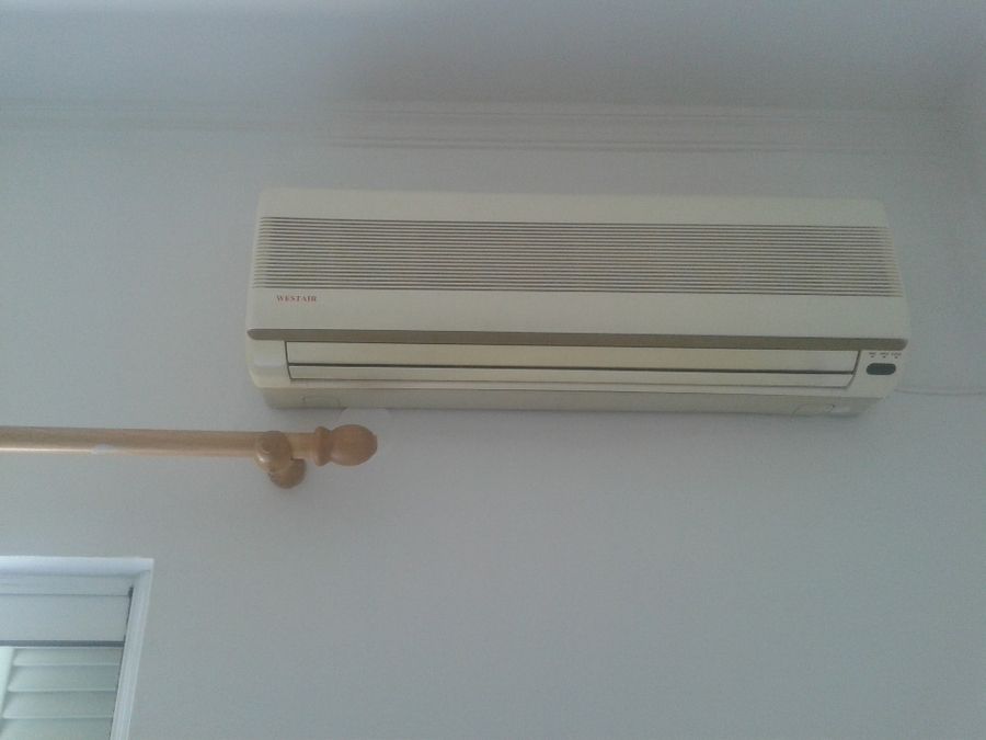Photo 133009681