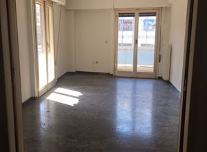 Apartment, Ampelokipoi