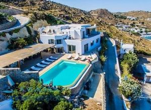 Βίλλα προς πώληση Ψαρρού (Μύκονος) 590 τ.μ. 10 Υπνοδωμάτια
