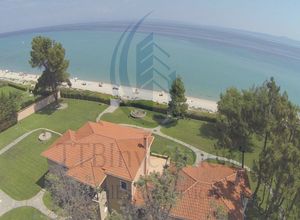 Βίλλα προς πώληση Χανιώτης (Παλλήνη) 304 τ.μ. 10 Υπνοδωμάτια