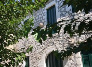 Μονοκατοικία προς πώληση Καρυάς (Λευκάδα) 140 τ.μ. 2 Υπνοδωμάτια