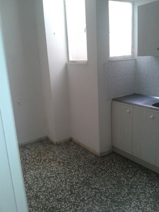 Photo 143887039