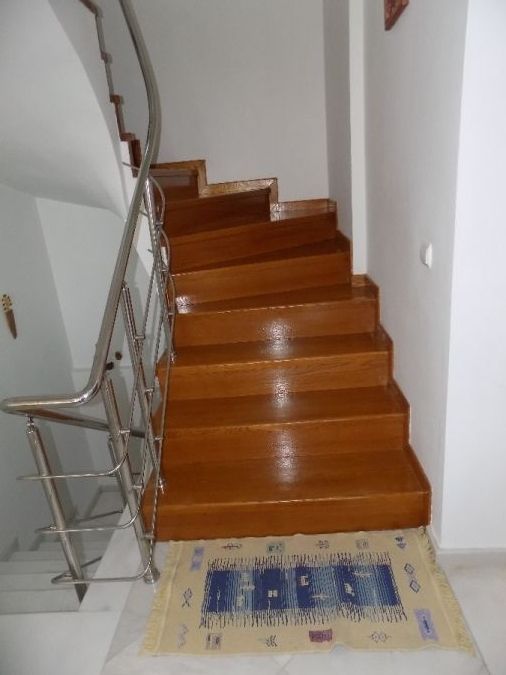 Photo 144264571