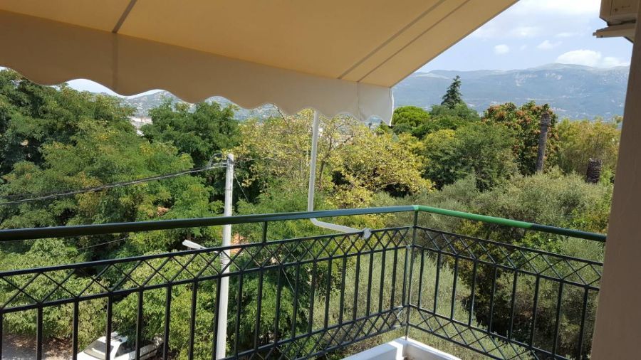 Photo 144873580