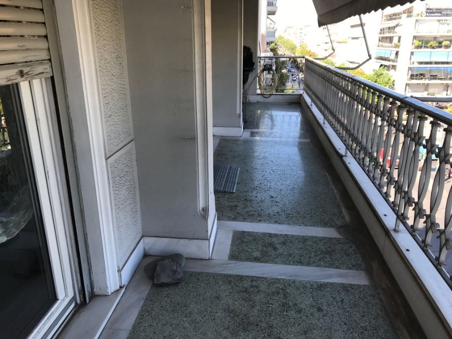 Photo 146053522