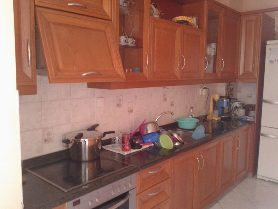 Photo 146310799