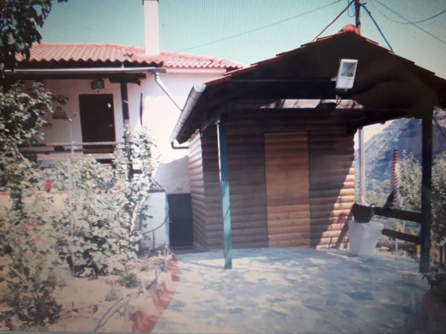 Veronderstelling reactie Verstrooien Vrijstaand huis te koop Ano Zachlorou (Kalavrita)
