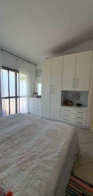 Photo 234857992