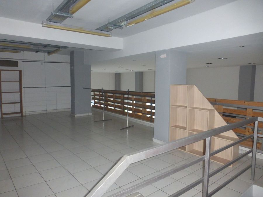 Photo 237266527