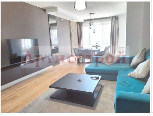 Снимка 242089660