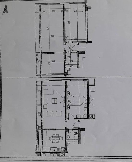 Photo 244629034
