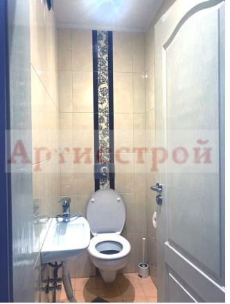 Photo 246263917