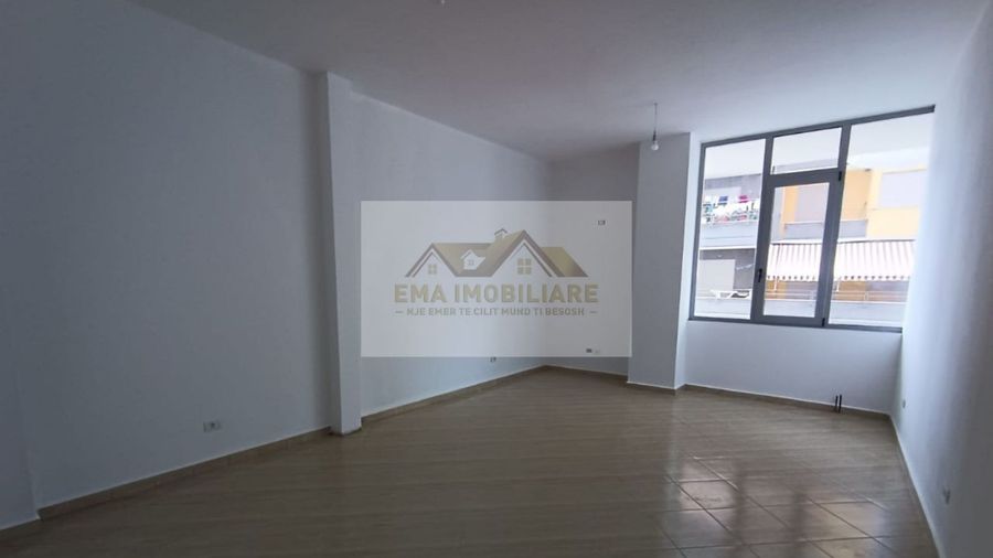 Photo 247312396