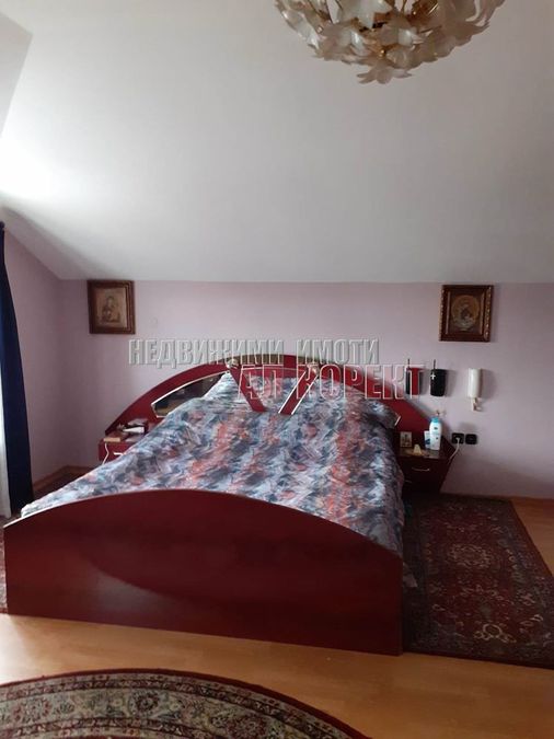 Снимка 255864193