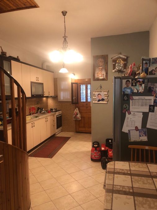 Photo 257690629