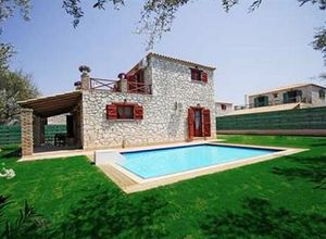 Μεζονέτα προς πώληση Αρκάδι 120 τ.μ. 3 Υπνοδωμάτια