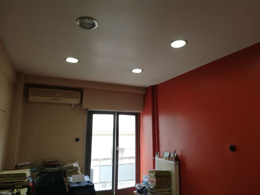 Photo 266160742