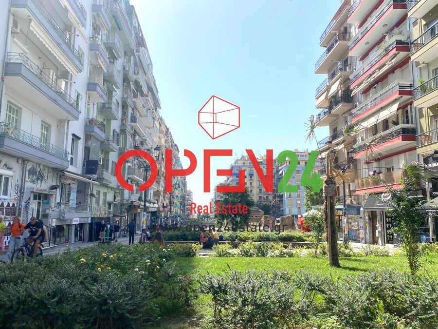Sale, Apartment, 50m² Center of Thessaloniki, Kamara Rotonta