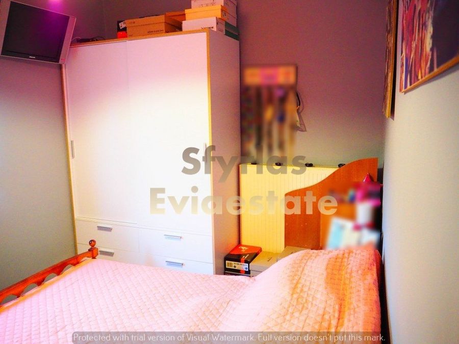 Photo 267295033
