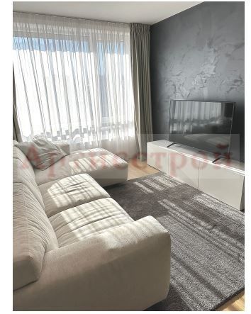 Снимка 281784640