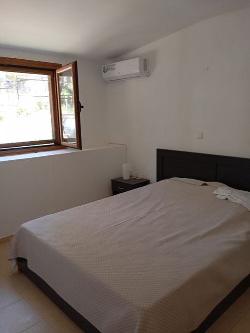 Photo 283237069