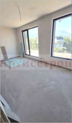 Снимка 284360230