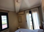 Photo 286835575