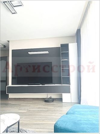 Photo 292974013
