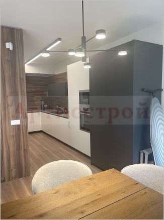 Снимка 293009086